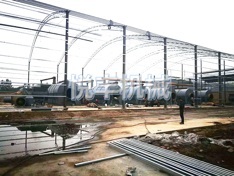 陜西客戶煉油設(shè)備安裝現(xiàn)場(chǎng)